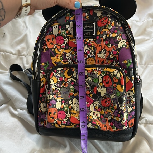 Disney Park Halloween Loungefly backpack - Picture 6 of 6